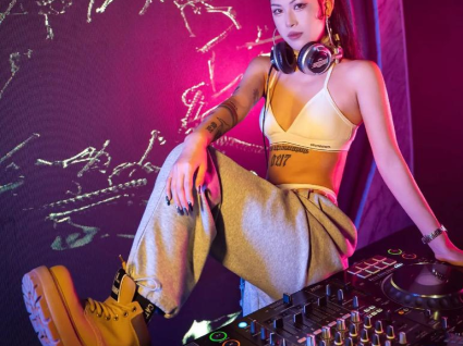 DJ25嗨嗨网-新零点·POY蚂蚁热身派对