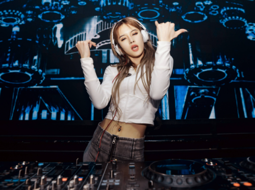 DJ25嗨嗨网-2025迪斯科风暴现场